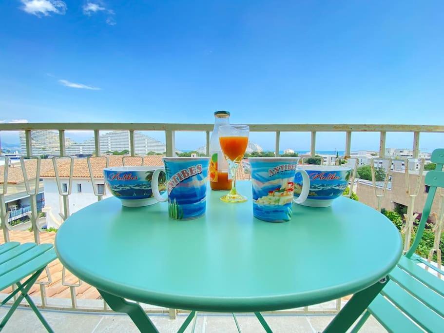 06Ak2 - Modern Cap Marina Apartment With Sea View Вилньов Любе Екстериор снимка